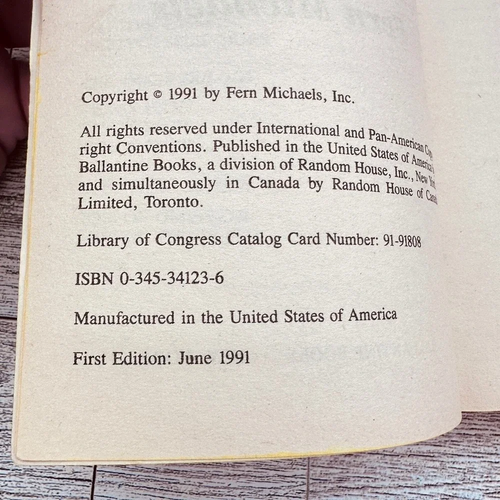 Captive Secrets Fern Michaels 1991 1st‎ Ed Paperback Historical Pirate Romance